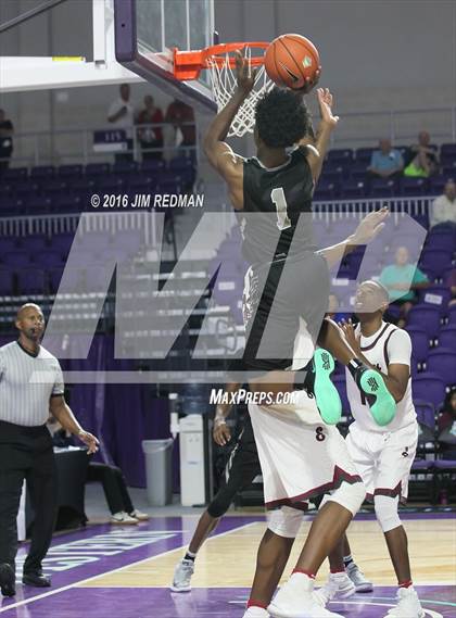 Thumbnail 1 in Memphis East vs. Pebblebrook (City Of Palms Classic) photogallery.