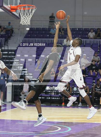 Thumbnail 3 in Memphis East vs. Pebblebrook (City Of Palms Classic) photogallery.