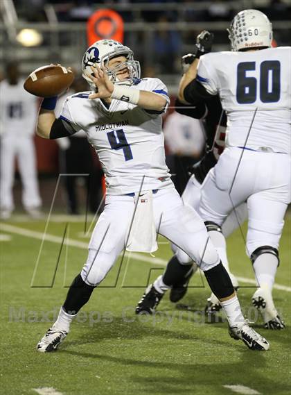 Thumbnail 1 in Midlothian vs. Cedar Hill photogallery.