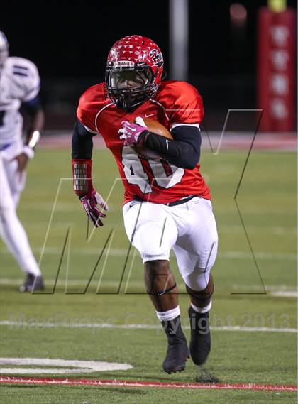 Thumbnail 3 in Midlothian vs. Cedar Hill photogallery.