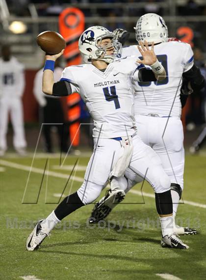 Thumbnail 2 in Midlothian vs. Cedar Hill photogallery.