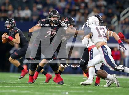Thumbnail 2 in Allen vs. Lake Travis (UIL 6A Division 1 Final) photogallery.