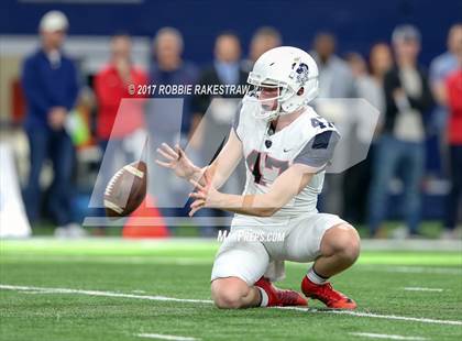 Thumbnail 1 in Allen vs. Lake Travis (UIL 6A Division 1 Final) photogallery.