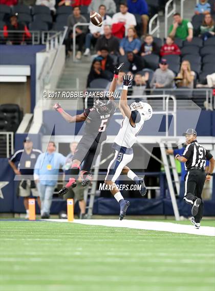 Thumbnail 3 in Allen vs. Lake Travis (UIL 6A Division 1 Final) photogallery.