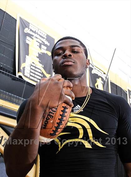 Thumbnail 1 in Paramus Catholic (Preseason Top 25 Photo Shoot)  photogallery.