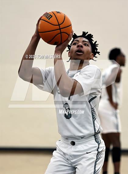 Thumbnail 1 in Morrow vs Crest (Border Classic) photogallery.