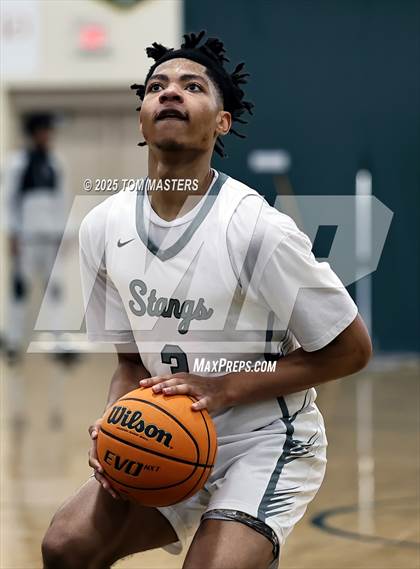 Thumbnail 3 in Morrow vs Crest (Border Classic) photogallery.