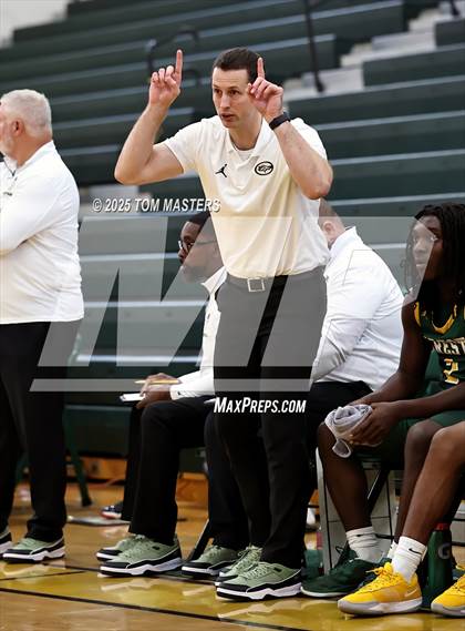 Thumbnail 1 in Morrow vs Crest (Border Classic) photogallery.