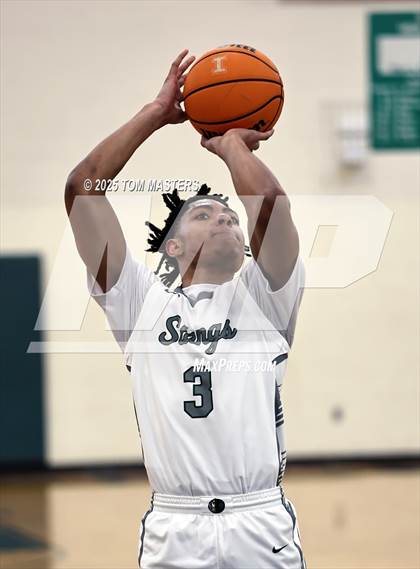 Thumbnail 3 in Morrow vs Crest (Border Classic) photogallery.