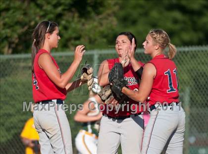 Thumbnail 1 in East Rowan vs. Crest (NCHSAA 3A West Regional Final) photogallery.