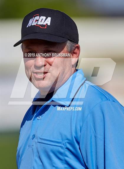 Thumbnail 2 in Vacaville vs. Jesuit (CIF SJS D1 Final) photogallery.