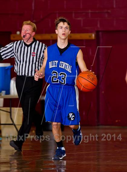 Thumbnail 3 in Valley Central @ Kingston (Section 9 Quarterfinal) photogallery.
