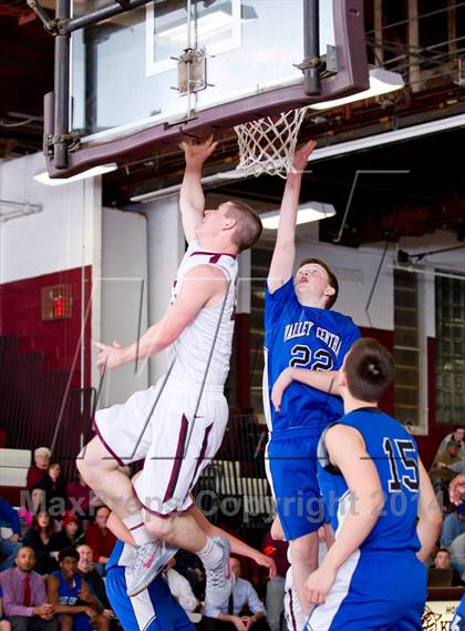 Thumbnail 3 in Valley Central @ Kingston (Section 9 Quarterfinal) photogallery.