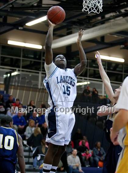 Thumbnail 3 in Monroe County Senior All-Star Game (Section 5) photogallery.