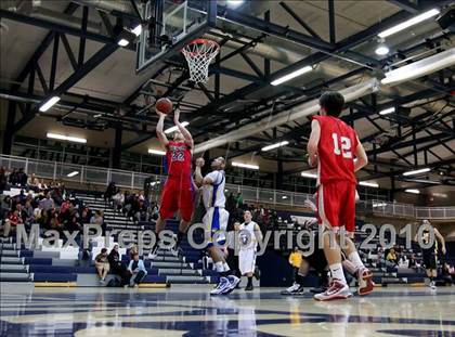 Thumbnail 2 in Monroe County Senior All-Star Game (Section 5) photogallery.