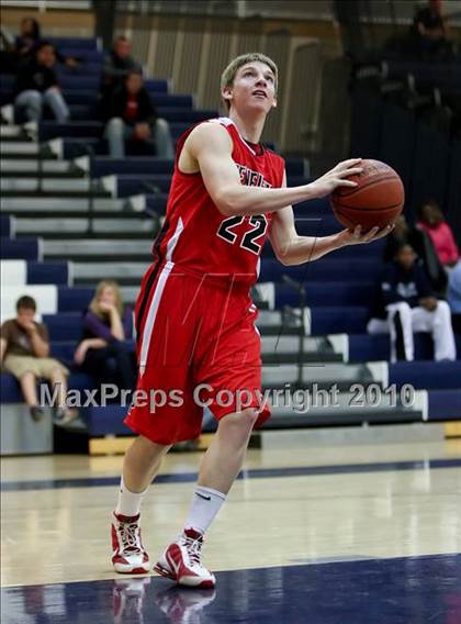 Thumbnail 2 in Monroe County Senior All-Star Game (Section 5) photogallery.