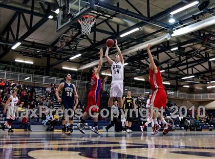 Thumbnail 2 in Monroe County Senior All-Star Game (Section 5) photogallery.