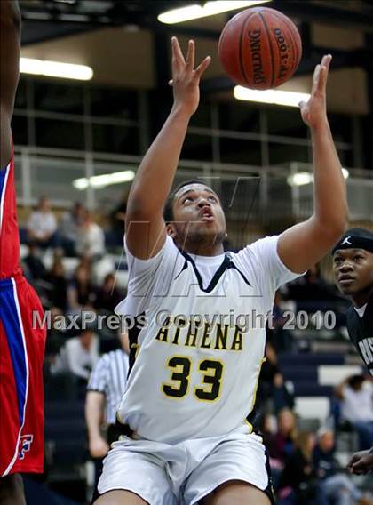 Thumbnail 1 in Monroe County Senior All-Star Game (Section 5) photogallery.
