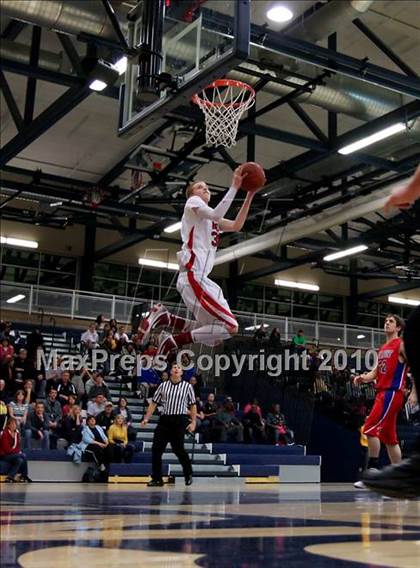 Thumbnail 3 in Monroe County Senior All-Star Game (Section 5) photogallery.