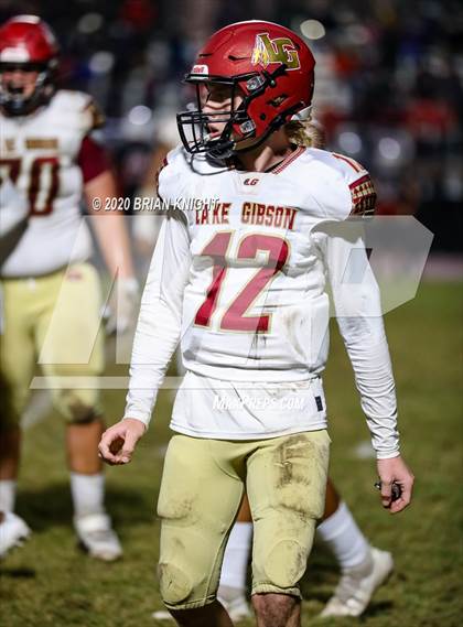 Thumbnail 3 in Lake Gibson vs. Palmetto (FHSAA Class 6A Regional Final) photogallery.