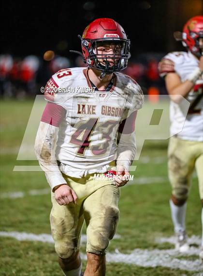 Thumbnail 2 in Lake Gibson vs. Palmetto (FHSAA Class 6A Regional Final) photogallery.