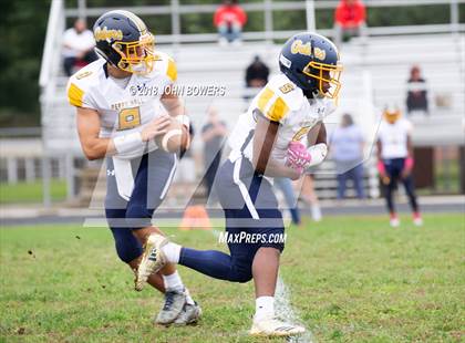 Thumbnail 2 in Perry Hall @ Dulaney photogallery.