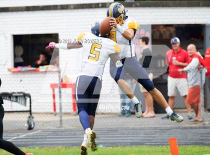 Thumbnail 3 in Perry Hall @ Dulaney photogallery.