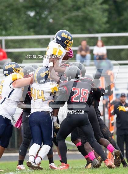 Thumbnail 3 in Perry Hall @ Dulaney photogallery.