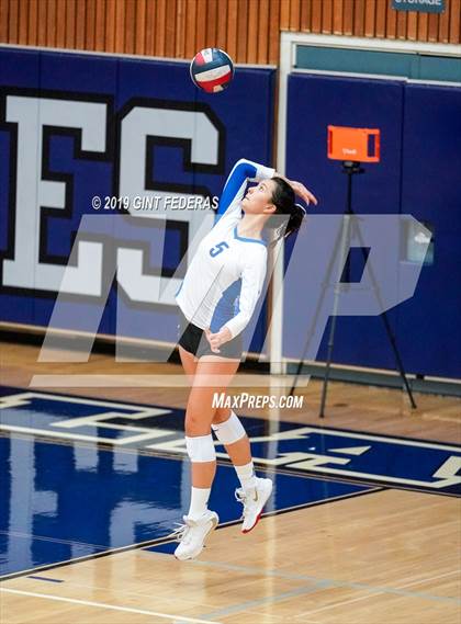 Thumbnail 3 in Miramonte @ Acalanes photogallery.