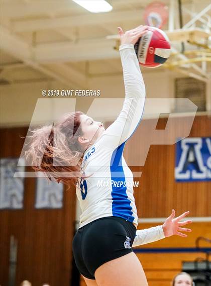 Thumbnail 1 in Miramonte @ Acalanes photogallery.