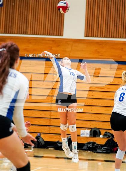 Thumbnail 3 in Miramonte @ Acalanes photogallery.