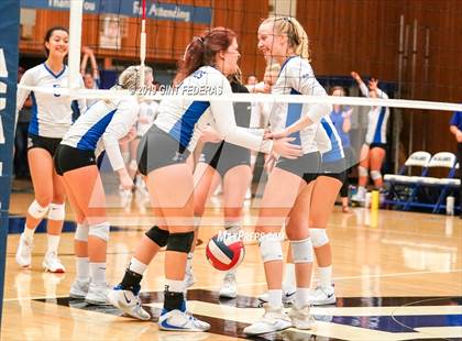Thumbnail 1 in Miramonte @ Acalanes photogallery.