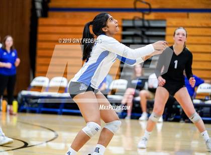 Thumbnail 1 in Miramonte @ Acalanes photogallery.