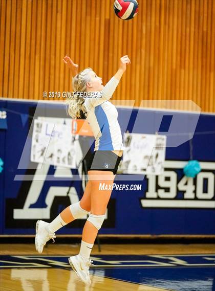 Thumbnail 1 in Miramonte @ Acalanes photogallery.
