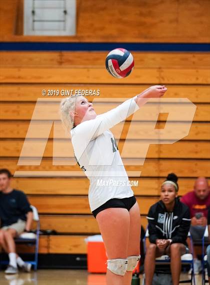 Thumbnail 2 in Miramonte @ Acalanes photogallery.