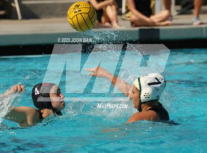 Thumbnail 3 in Albany vs Moreau Catholic (Battle of the Bay) photogallery.