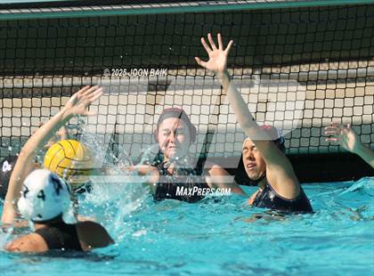 Thumbnail 1 in Albany vs Moreau Catholic (Battle of the Bay) photogallery.