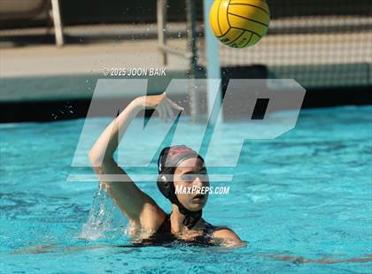Thumbnail 2 in Albany vs Moreau Catholic (Battle of the Bay) photogallery.
