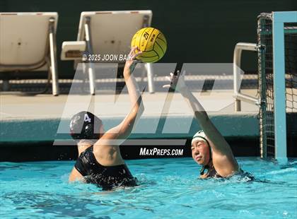 Thumbnail 3 in Albany vs Moreau Catholic (Battle of the Bay) photogallery.