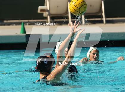 Thumbnail 3 in Albany vs Moreau Catholic (Battle of the Bay) photogallery.