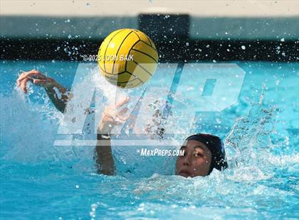 Thumbnail 1 in Albany vs Moreau Catholic (Battle of the Bay) photogallery.