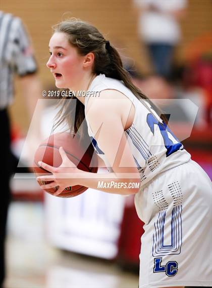 Thumbnail 1 in Liberty vs. LaConner (WIAA 2B Regional Playoff) photogallery.