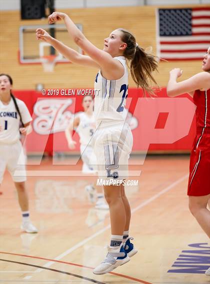 Thumbnail 1 in Liberty vs. LaConner (WIAA 2B Regional Playoff) photogallery.