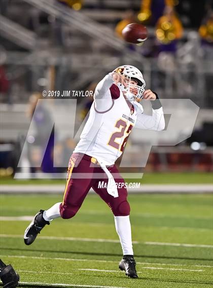 Thumbnail 3 in San Saba vs Collinsville (UIL 2A D1 Area Playoff) photogallery.