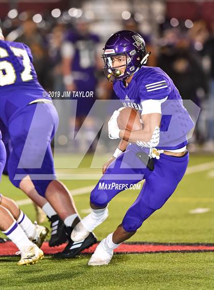 Thumbnail 1 in San Saba vs Collinsville (UIL 2A D1 Area Playoff) photogallery.