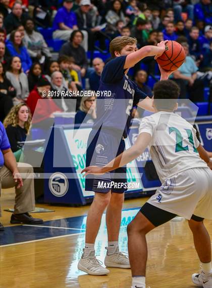 Thumbnail 3 in Osbourn vs. South Lakes (VHSL 6A 2nd Round Playoff)  photogallery.