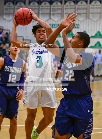 Thumbnail 2 in Osbourn vs. South Lakes (VHSL 6A 2nd Round Playoff)  photogallery.