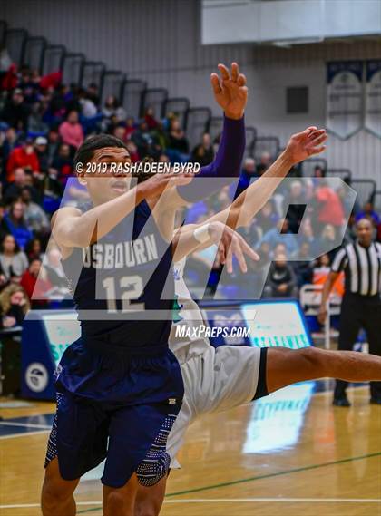 Thumbnail 1 in Osbourn vs. South Lakes (VHSL 6A 2nd Round Playoff)  photogallery.