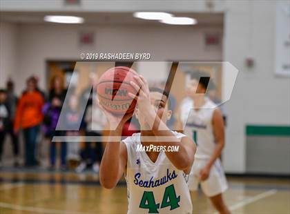 Thumbnail 3 in Osbourn vs. South Lakes (VHSL 6A 2nd Round Playoff)  photogallery.