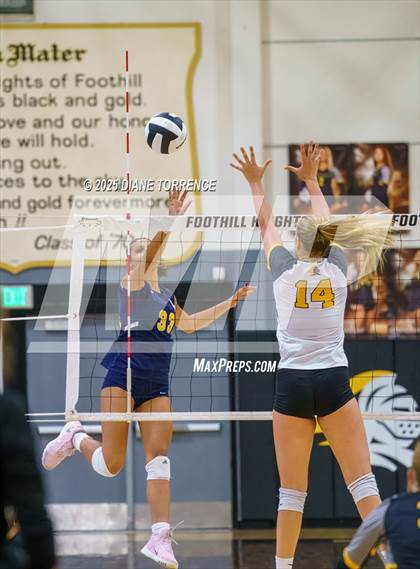 Thumbnail 2 in Crean Lutheran @ Foothill photogallery.